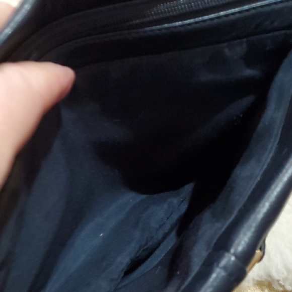 Etienne Aigner Black Leather Shoulder Bag with Gold Accents Plus Pocket Mirror - Picture 8 of 14